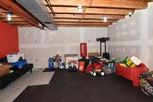 1721 Stoddard Cir, Racine, WI 53406 - Photo 24