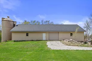 N72 W13449 Good Hope Rd, Menomonee Falls, WI 53051 - Photo 46