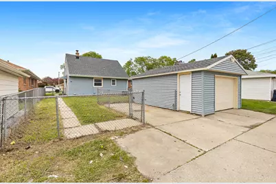 4218 N 71st St, Milwaukee, WI 53216 - Photo 18
