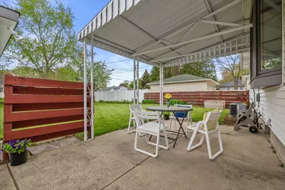 2921  Winthrop Ave, Racine, WI 53403 - Photo 22