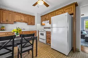 2921 Winthrop Ave, Racine, WI 53403 - Photo 6