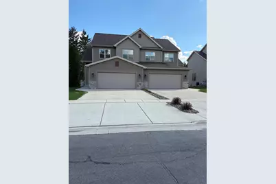 3001  Graydon Ave, East Troy, WI 53120 - Photo 2