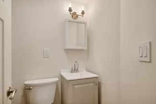 2534 N 46th St, Milwaukee, WI 53210 - Photo 32