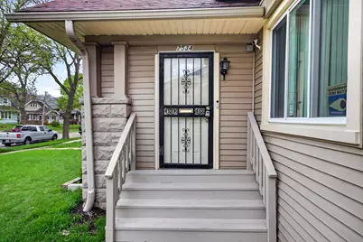 2534 N 46th St, Milwaukee, WI 53210 - Photo 4