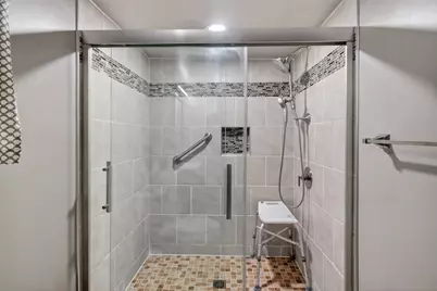 2534 N 46th St, Milwaukee, WI 53210 - Photo 38