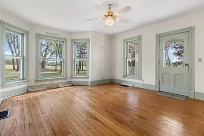 N5724 N Helenville Rd, Farmington, WI 53137 - Photo 6