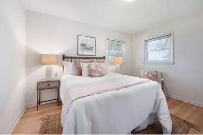 19065  North Hills Dr, Brookfield, WI 53045 - Photo 14