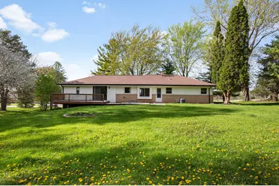19065  North Hills Dr, Brookfield, WI 53045 - Photo 26