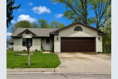 1003  Meadow St, Watertown, WI 53094 - Photo 1