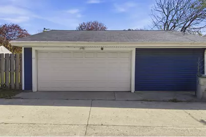 4625 N 74th St, Milwaukee, WI 53218 - Photo 36