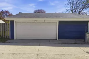 4625 N 74th St, Milwaukee, WI 53218 - Photo 36