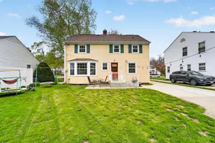 429 Shoreland Dr, Racine, WI 53402 - Photo 18