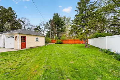 429  Shoreland Dr, Racine, WI 53402 - Photo 20