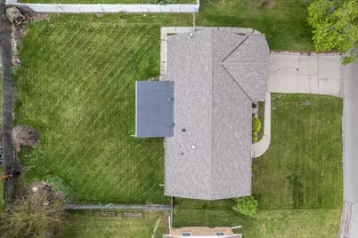 2286  Wood Dr, Beloit, WI 53511 - Photo 50