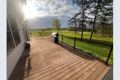 8817  Cedar Sauk Rd, Cedarburg, WI 53080 - Photo 14