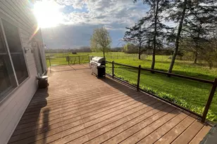 8817 Cedar Sauk Rd, Cedarburg, WI 53080 - Photo 14