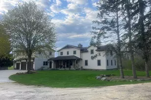 8817 Cedar Sauk Rd, Cedarburg, WI 53080 - Photo 2