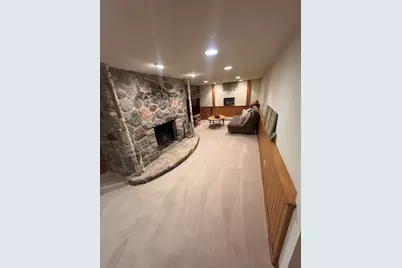 8817  Cedar Sauk Rd, Cedarburg, WI 53080 - Photo 36