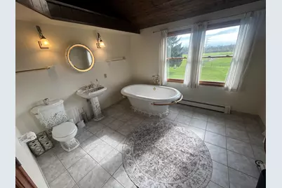 8817  Cedar Sauk Rd, Cedarburg, WI 53080 - Photo 28