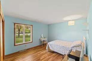 9906 N Concord Dr, Mequon, WI 53097 - Photo 24