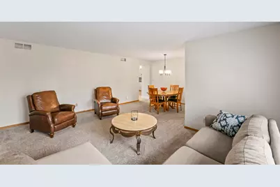 9906 N Concord Dr, Mequon, WI 53097 - Photo 4