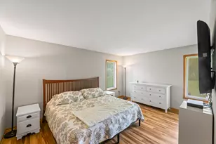 9906 N Concord Dr, Mequon, WI 53097 - Photo 20