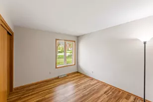 9906 N Concord Dr, Mequon, WI 53097 - Photo 26