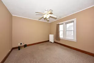 422 W Harrison Ave, Milwaukee, WI 53207 - Photo 20