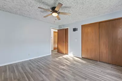 5736  Cambridge Cir, Racine, WI 53406 - Photo 8