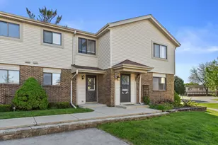 5736 Cambridge Cir, Racine, WI 53406 - Photo 1
