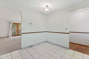 5736 Cambridge Cir, Racine, WI 53406 - Photo 8