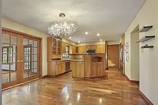 8715 108th Ave, Pleasant Prairie, WI 53158 - Photo 16