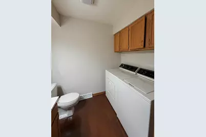 10320 W Whitnall Edge Cir #E, Franklin, WI 53132 - Photo 14