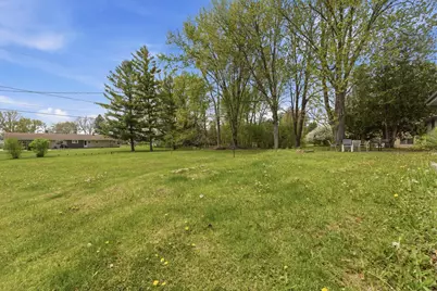 10101 W Beechwood Ave, Milwaukee, WI 53224 - Photo 36