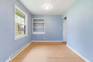 10101 W Beechwood Ave, Milwaukee, WI 53224 - Photo 16