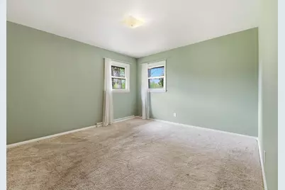 10101 W Beechwood Ave, Milwaukee, WI 53224 - Photo 20