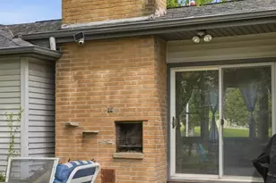 10101 W Beechwood Ave, Milwaukee, WI 53224 - Photo 6