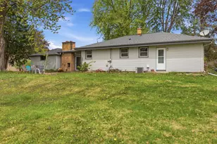 10101 W Beechwood Ave, Milwaukee, WI 53224 - Photo 4