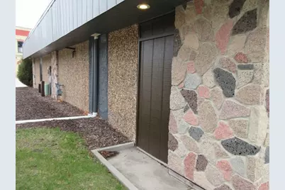 703  N 9th St, Sheboygan, WI 53081 - Photo 20
