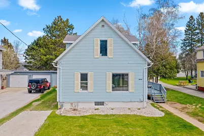 1808  27th St, Two Rivers, WI 54241 - Photo 56