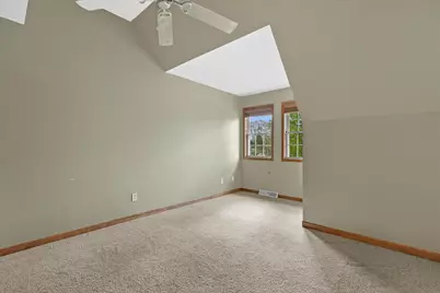 501  Drumlin Cv, Slinger, WI 53086 - Photo 18