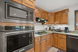 501 Drumlin Cove, Slinger, WI 53086 - Photo 8