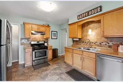 3810 N 88th St, Milwaukee, WI 53222 - Photo 4