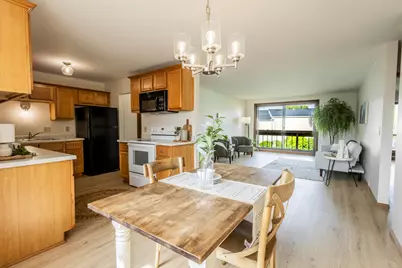 1887  Haymarket Rd #32, Waukesha, WI 53189 - Photo 10