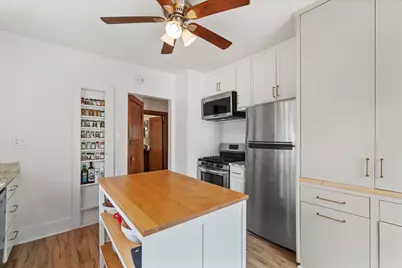 3260 S Dayfield Ave, Milwaukee, WI 53207 - Photo 10