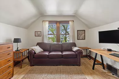 3260 S Dayfield Ave, Milwaukee, WI 53207 - Photo 16