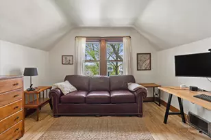 3260 S Dayfield Ave, Milwaukee, WI 53207 - Photo 16
