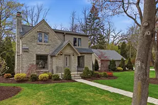 7505 N Links Way, Fox Point, WI 53217 - Photo 2