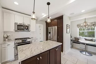 7505 N Links Way, Fox Point, WI 53217 - Photo 18