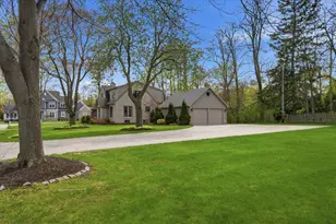 7505 N Links Way, Fox Point, WI 53217 - Photo 44
